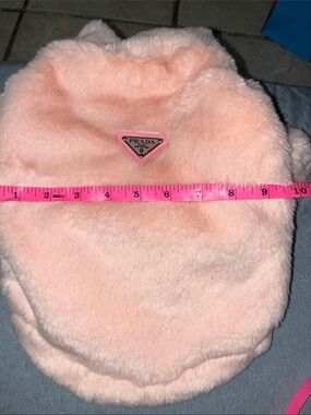 Pet jacket
Working zipper
Silky inside
New see pic for size